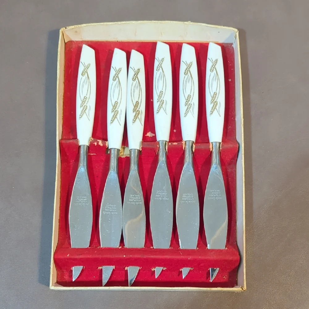Mode Danish Stainless Sheffield England Steak Knives set of 6 Wheat Pattern